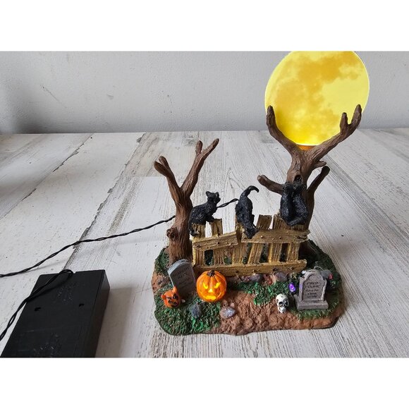 Lemax cat moon happy howl-o-ween fence feline Halloween village decor light up b - Picture 1 of 12